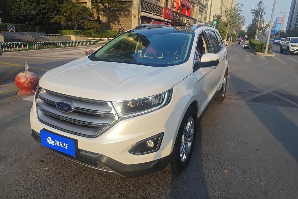 Ford Edge 2016 — фото автомобиля