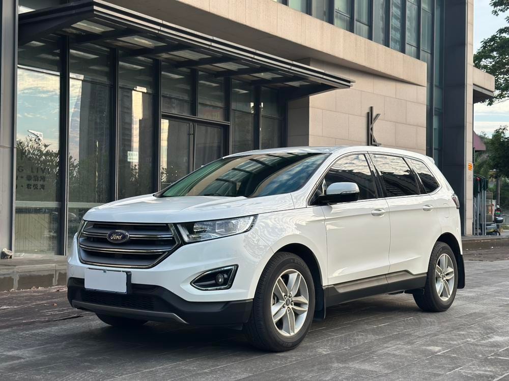 Ford Edge 2016 — фото автомобиля 1