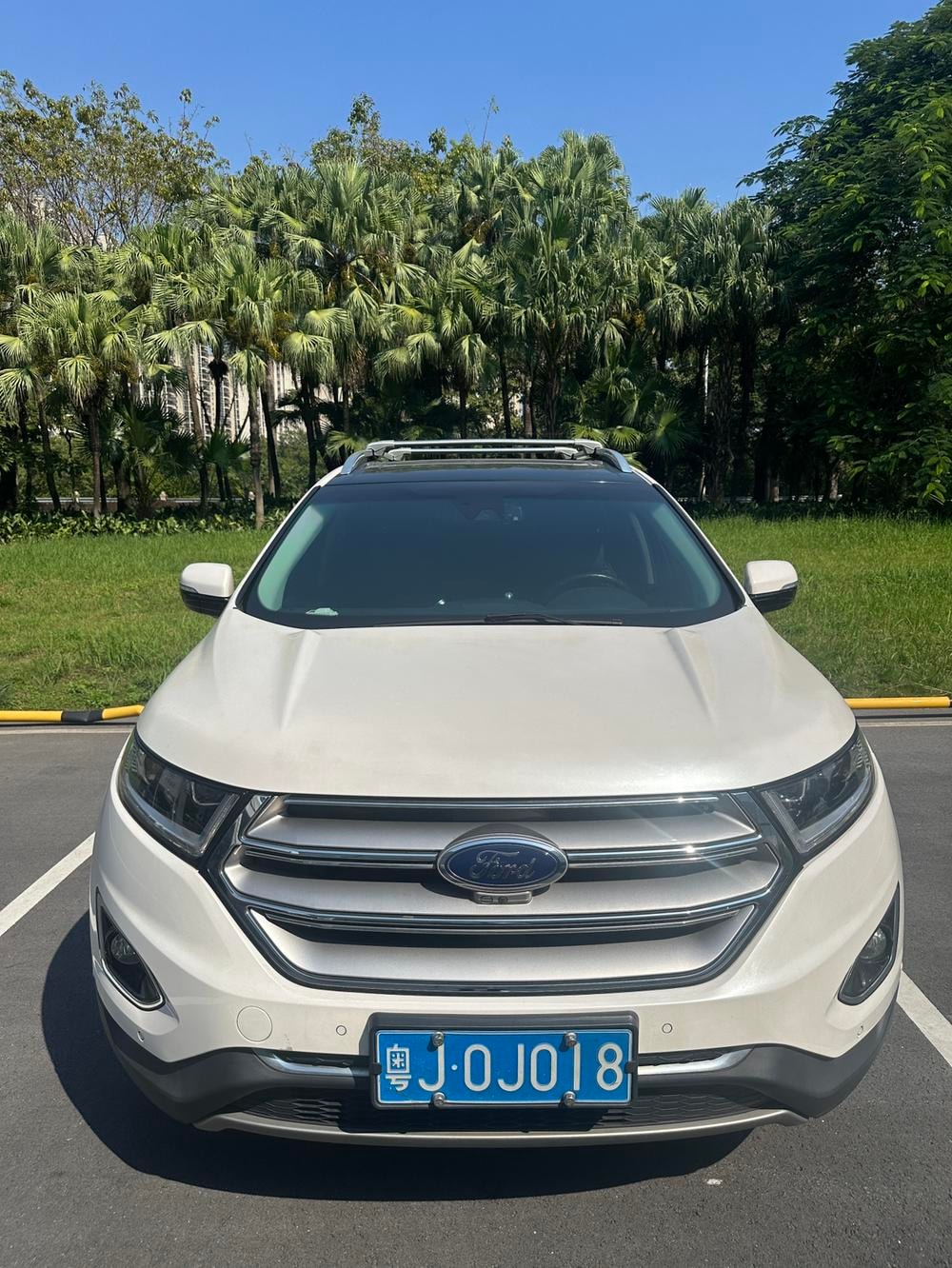 Ford Edge 2016 — фото автомобиля