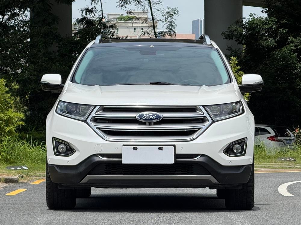 Ford Edge 2016 — фото автомобиля