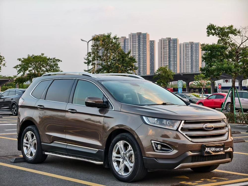 Ford Edge 2016 — фото автомобиля