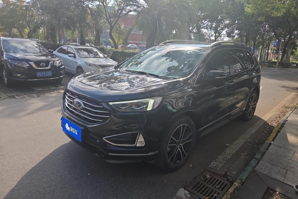 Ford Edge 2020 — фото автомобиля