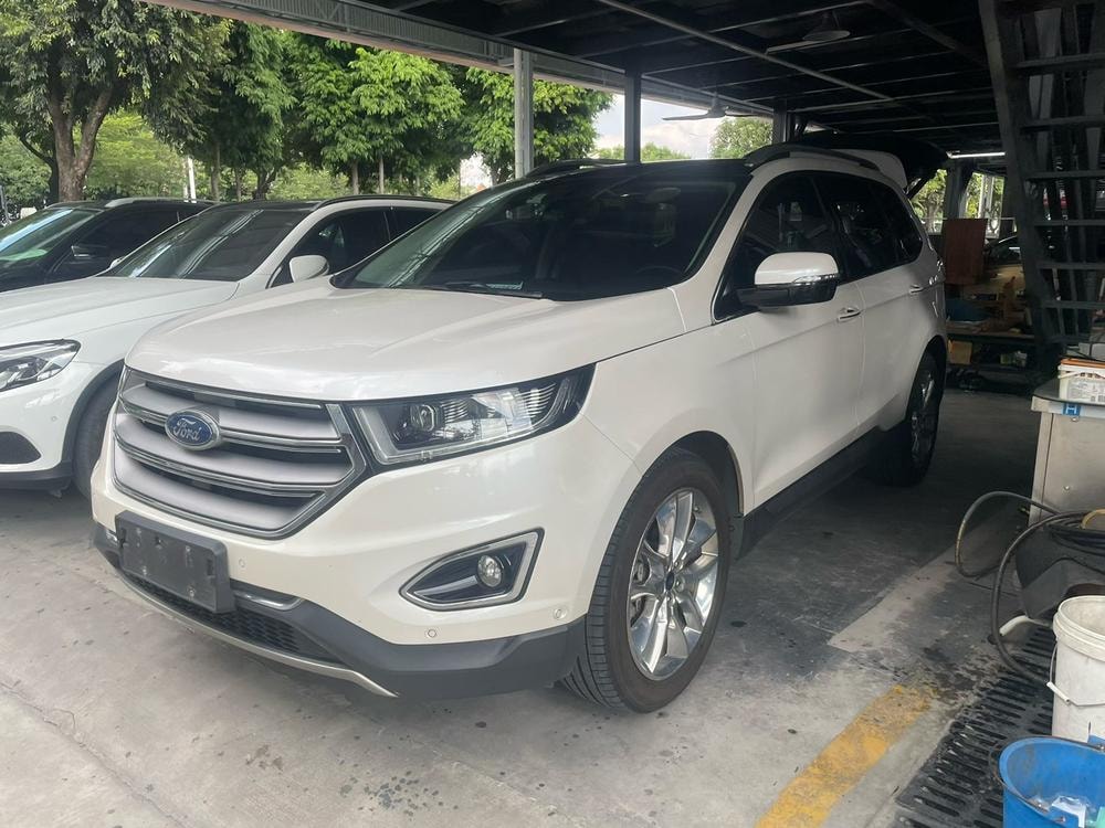 Ford Edge 2016 — фото автомобиля