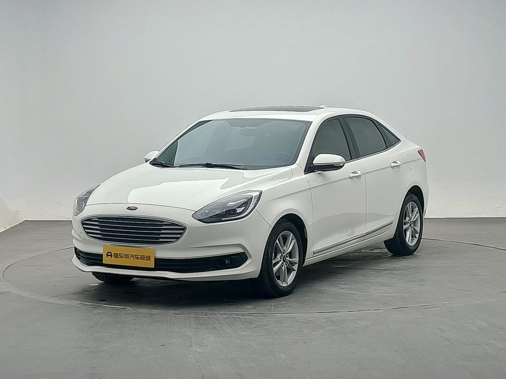 Ford Escort 2019 — фото автомобиля