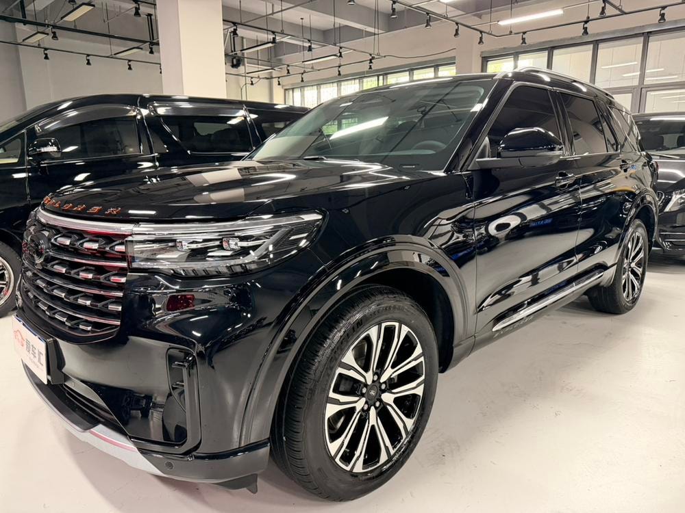 Ford Explorer 2024 — фото автомобиля