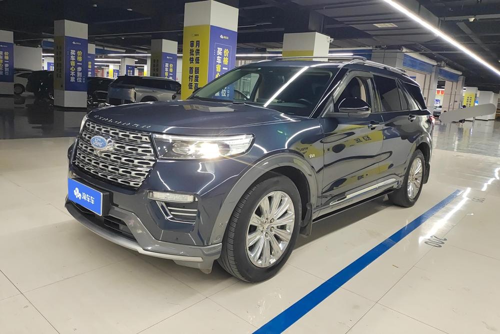 Ford Explorer 2020 — фото автомобиля 1