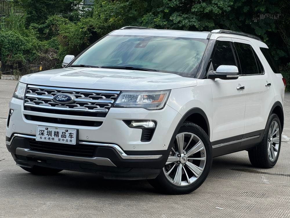 Ford Explorer (Import) 2017 — фото автомобиля 1
