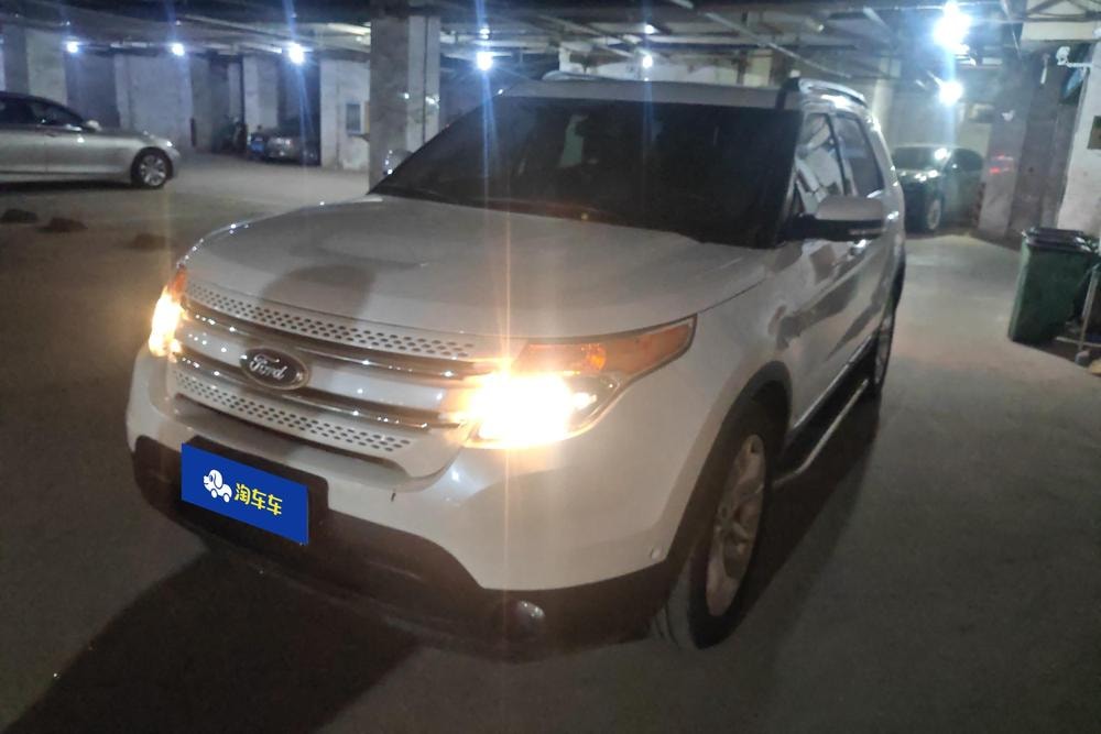 Ford Explorer (Import) 2013 — фото автомобиля