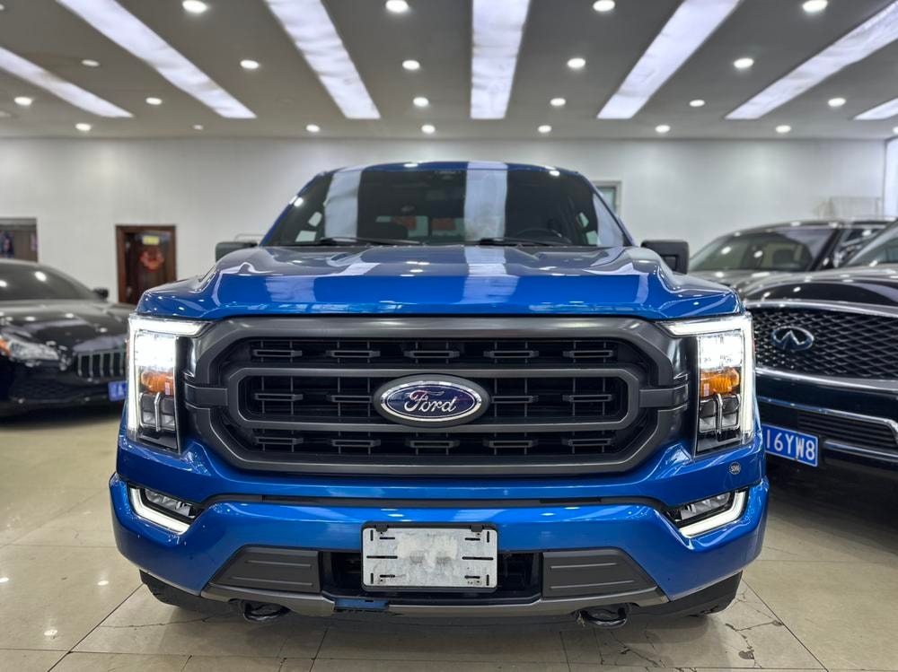 Ford F-150 2023 — фото автомобиля