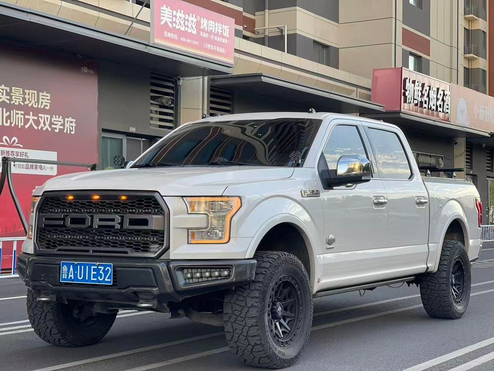 Ford F-150 2017 — фото автомобиля 1