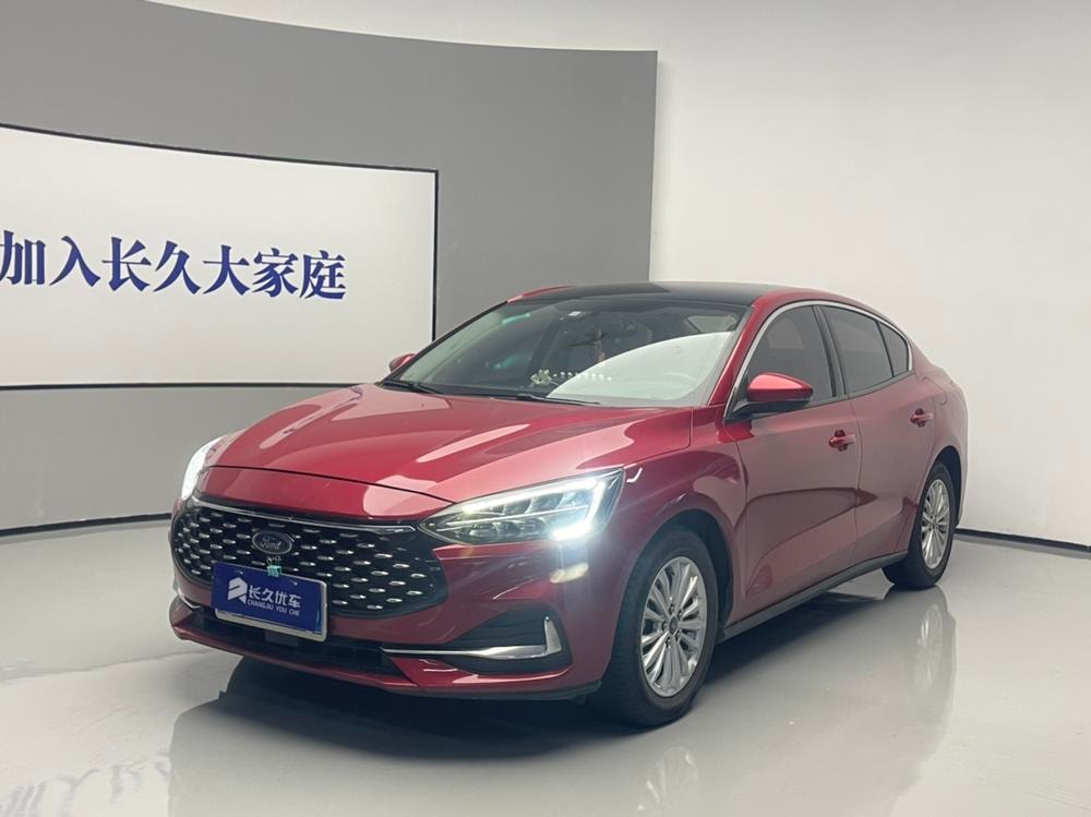 Ford Focus 2020 — фото автомобиля