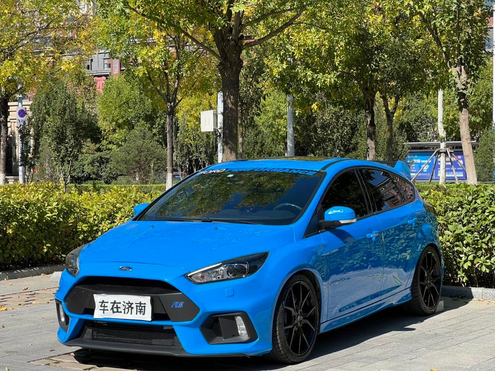 Ford Focus (Import) 2018 — фото автомобиля