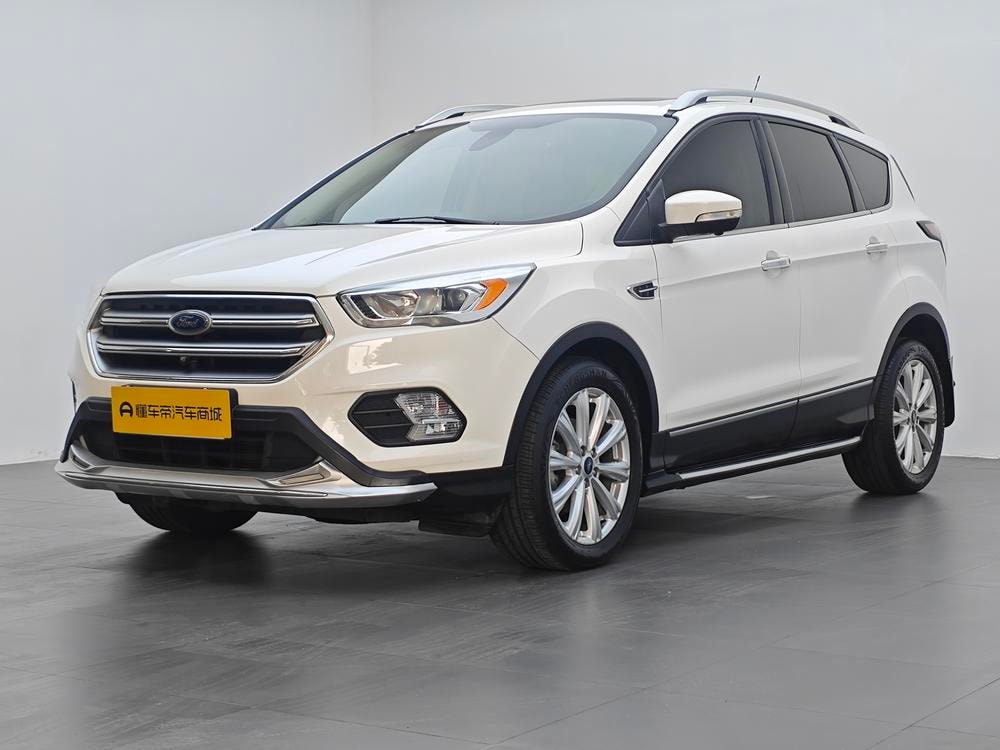 Ford Kuga 2017 — фото автомобиля 1
