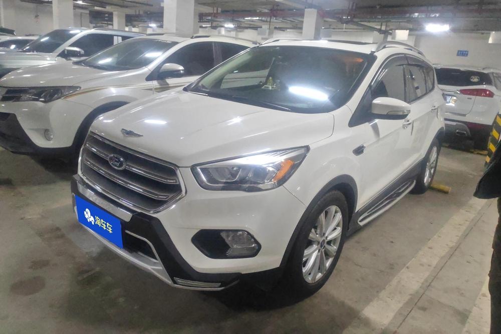 Ford Kuga 2017 — фото автомобиля