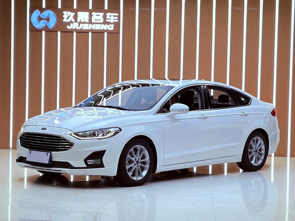 Ford Mondeo 2020 — фото автомобиля 1