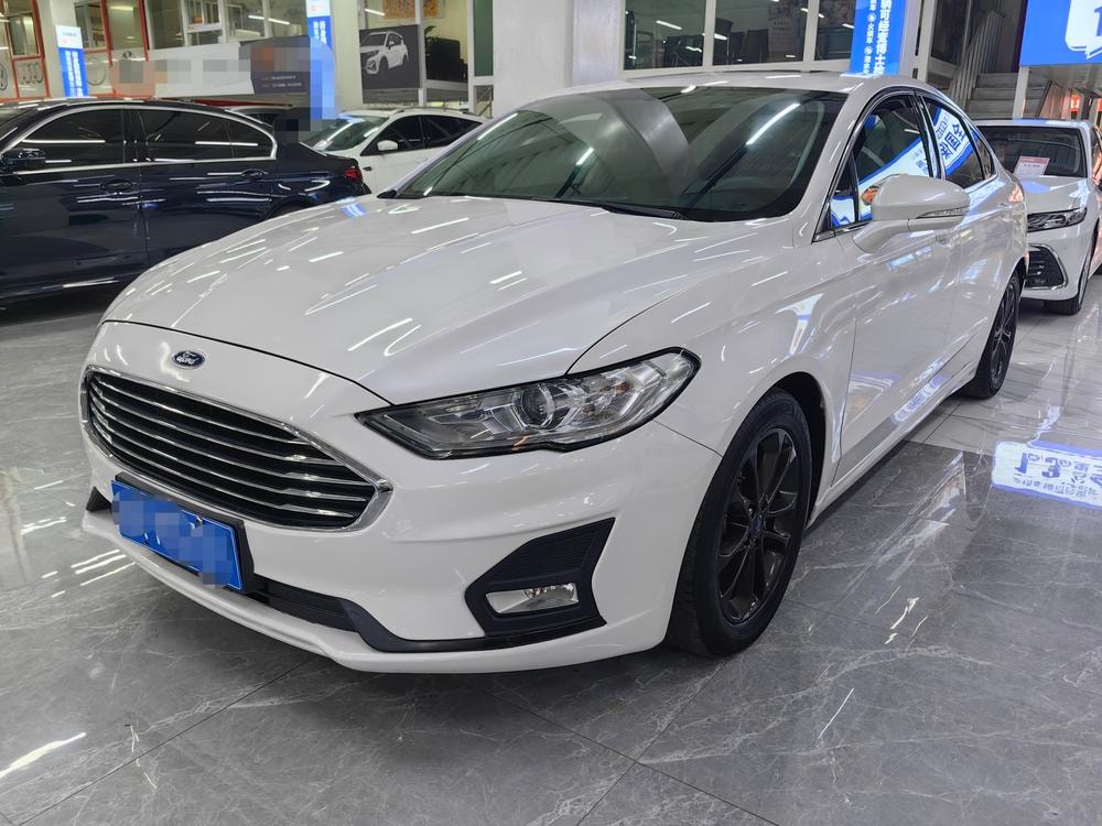 Ford Mondeo 2020 — фото автомобиля 1