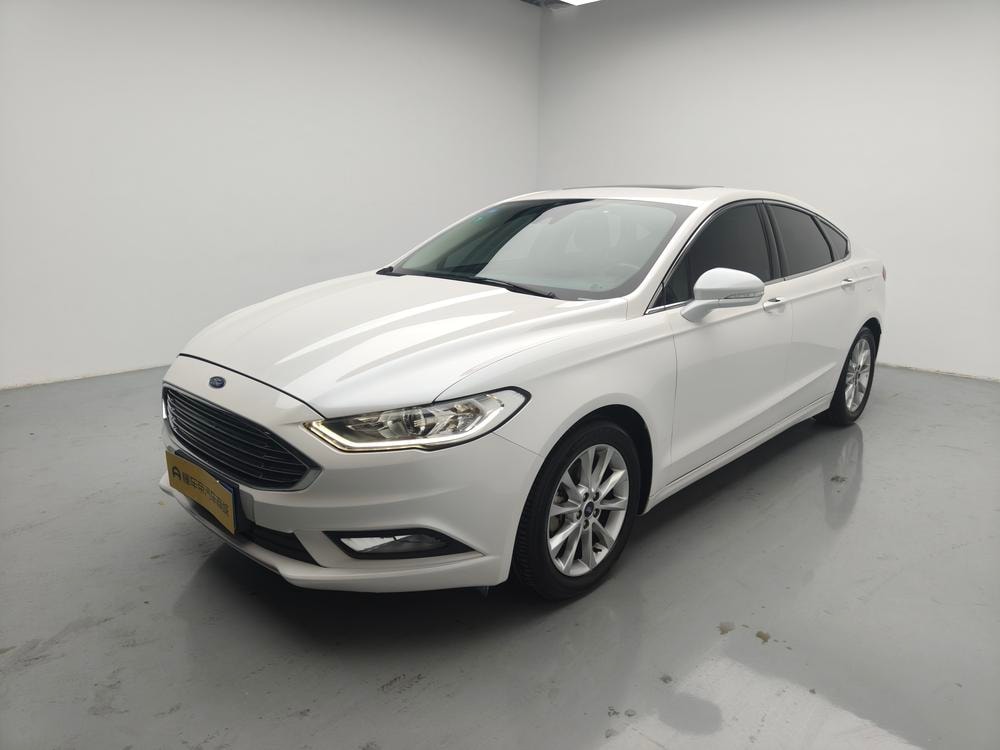 Ford Mondeo 2017 — фото автомобиля