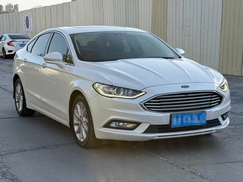 Ford Mondeo 2018 — фото автомобиля 1