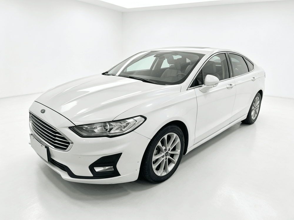 Ford Mondeo 2018 — фото автомобиля 1