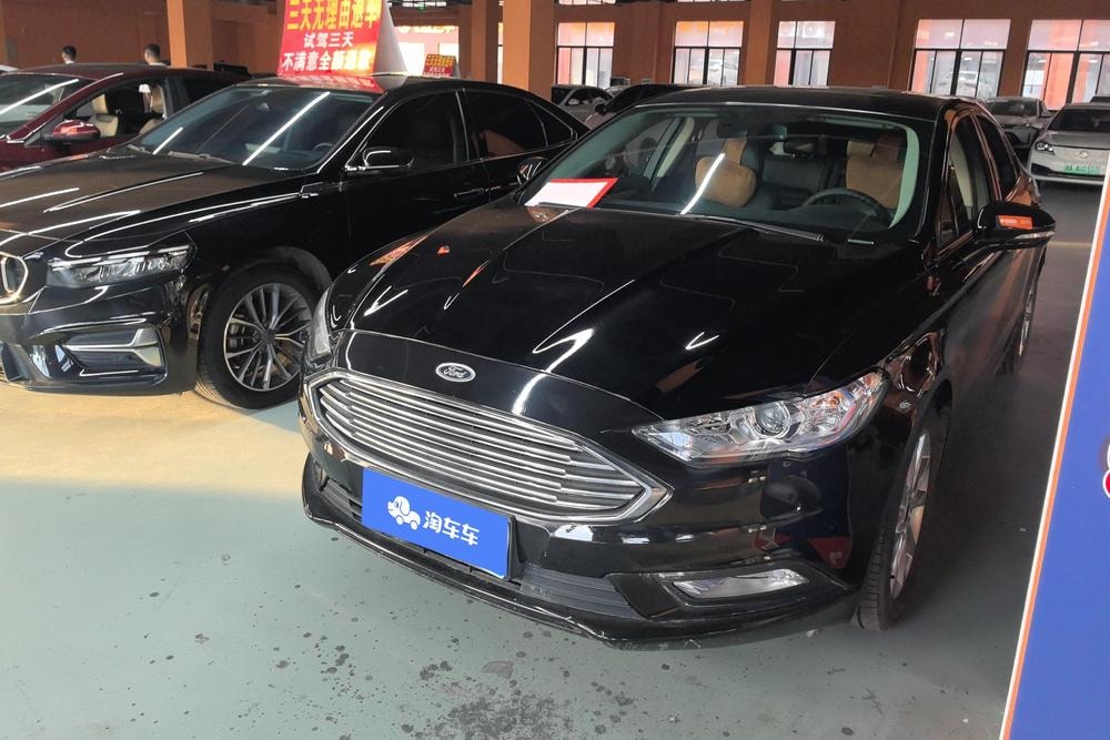 Ford Mondeo 2017 — фото автомобиля