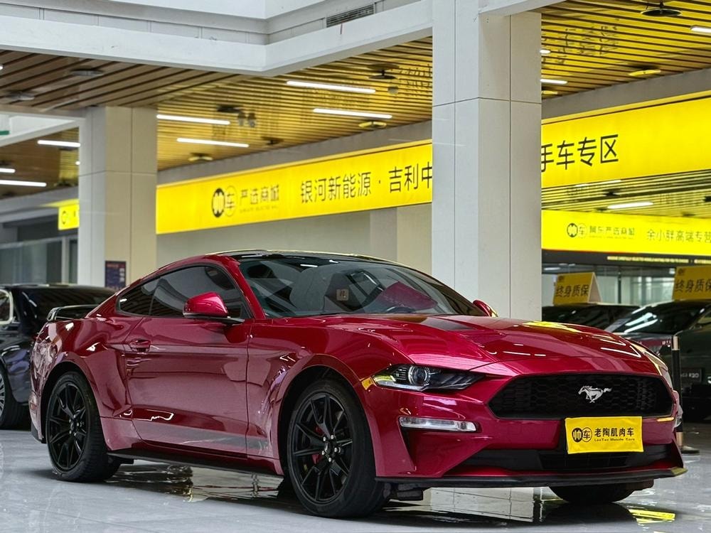 Ford Mustang 2020 — фото автомобиля