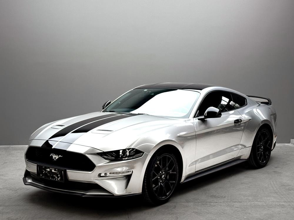 Ford Mustang 2020 — фото автомобиля 1