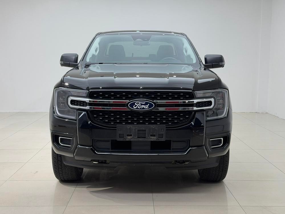 Ford Ranger 2025 — фото автомобиля 1