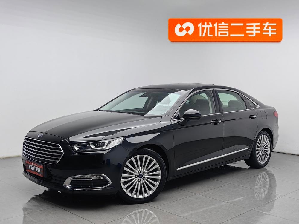 Ford Taurus 2018 — фото автомобиля