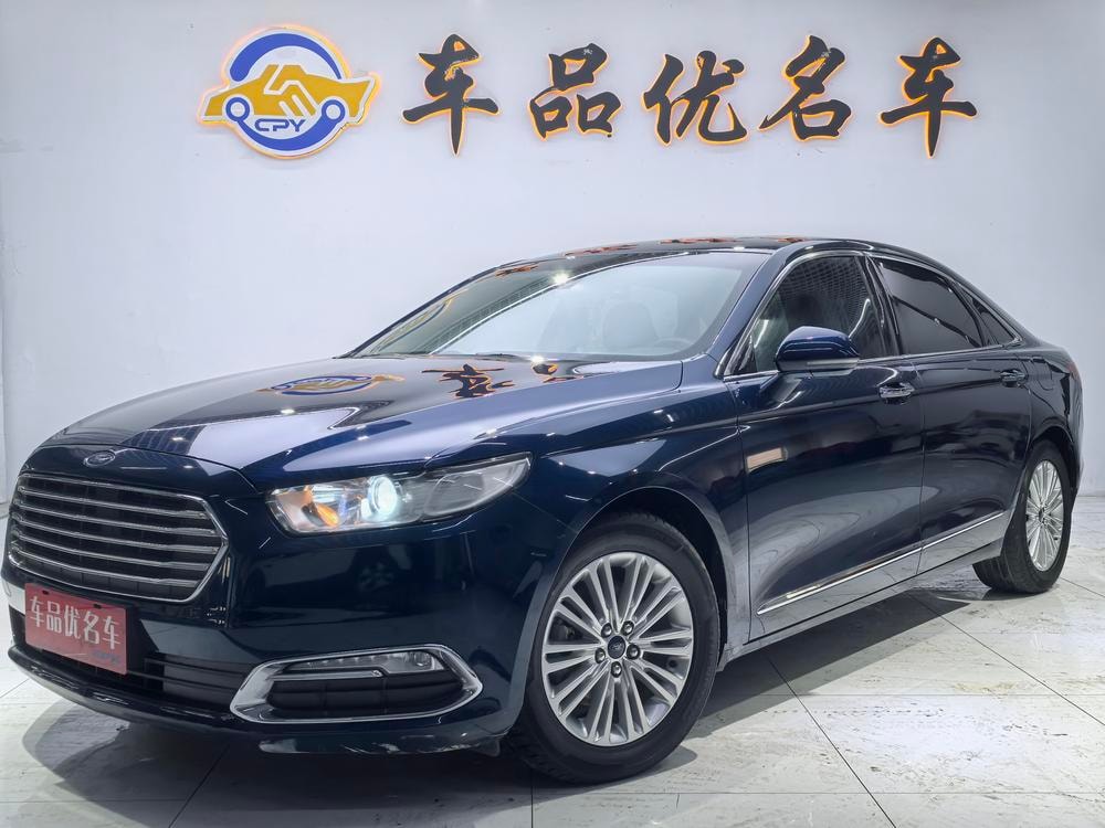 Ford Taurus 2017 — фото автомобиля