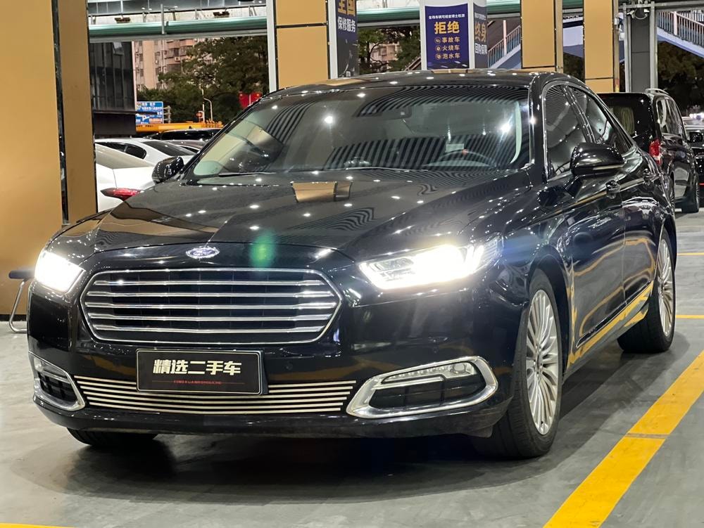 Ford Taurus 2018 — фото автомобиля