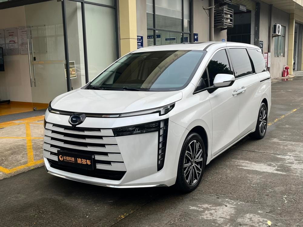 GAC Trumpchi Trumpchi E8 2024 — фото автомобиля