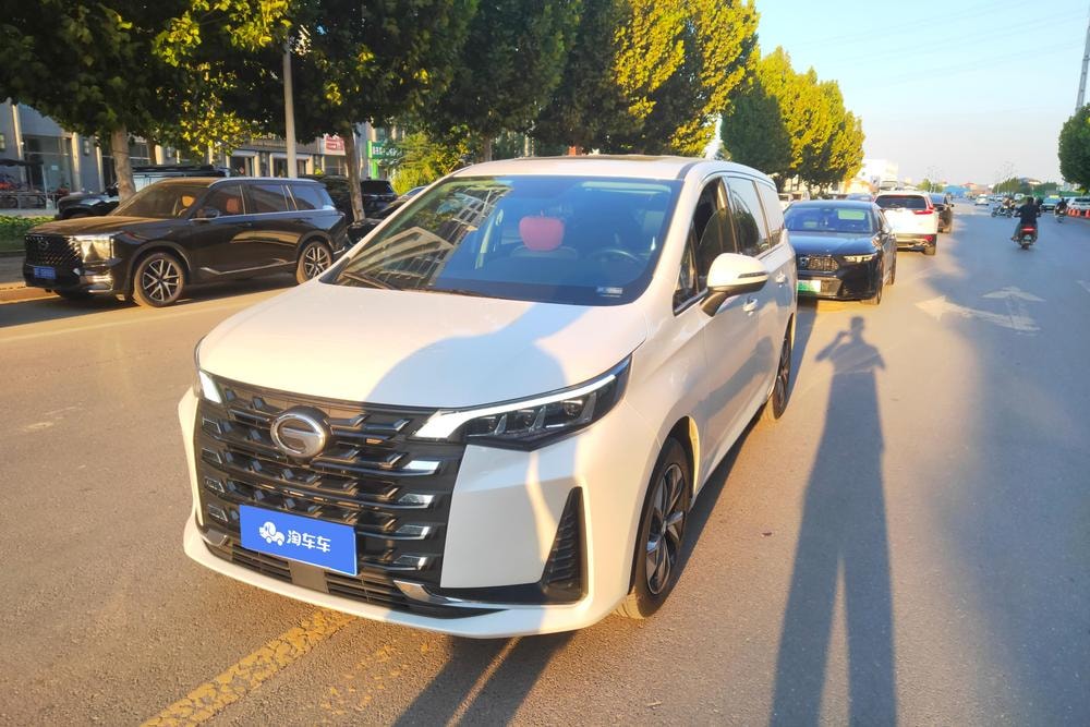 GAC Trumpchi Trumpchi M6 2023 — фото автомобиля