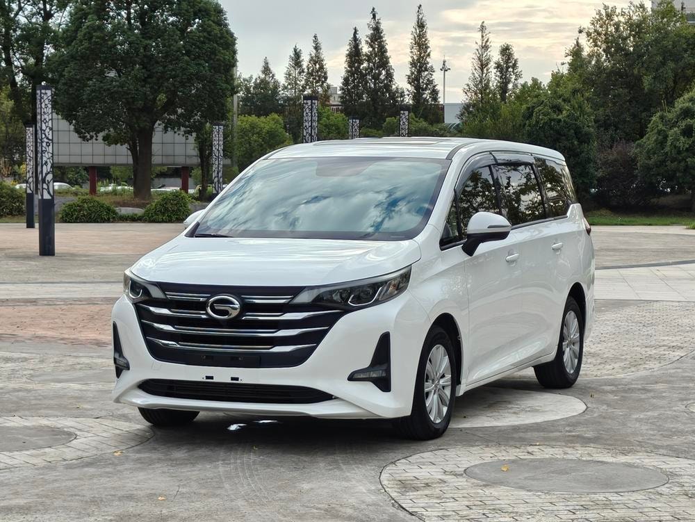GAC Trumpchi Trumpchi M6 2019 — фото автомобиля