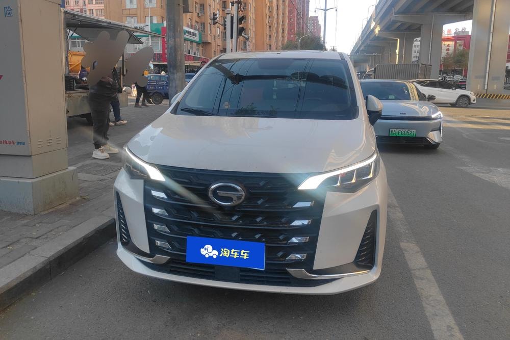 GAC Trumpchi Trumpchi M6 2023 — фото автомобиля