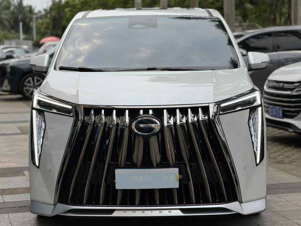 GAC Trumpchi Trumpchi M8 2023 — фото автомобиля