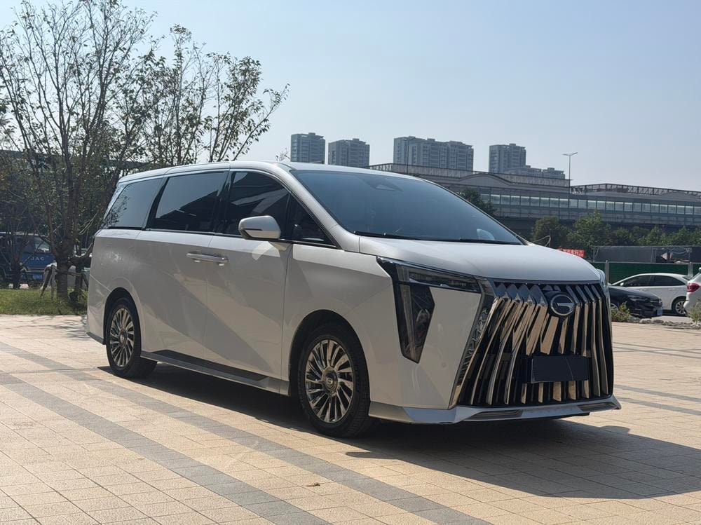 GAC Trumpchi Trumpchi M8 2023 — фото автомобиля