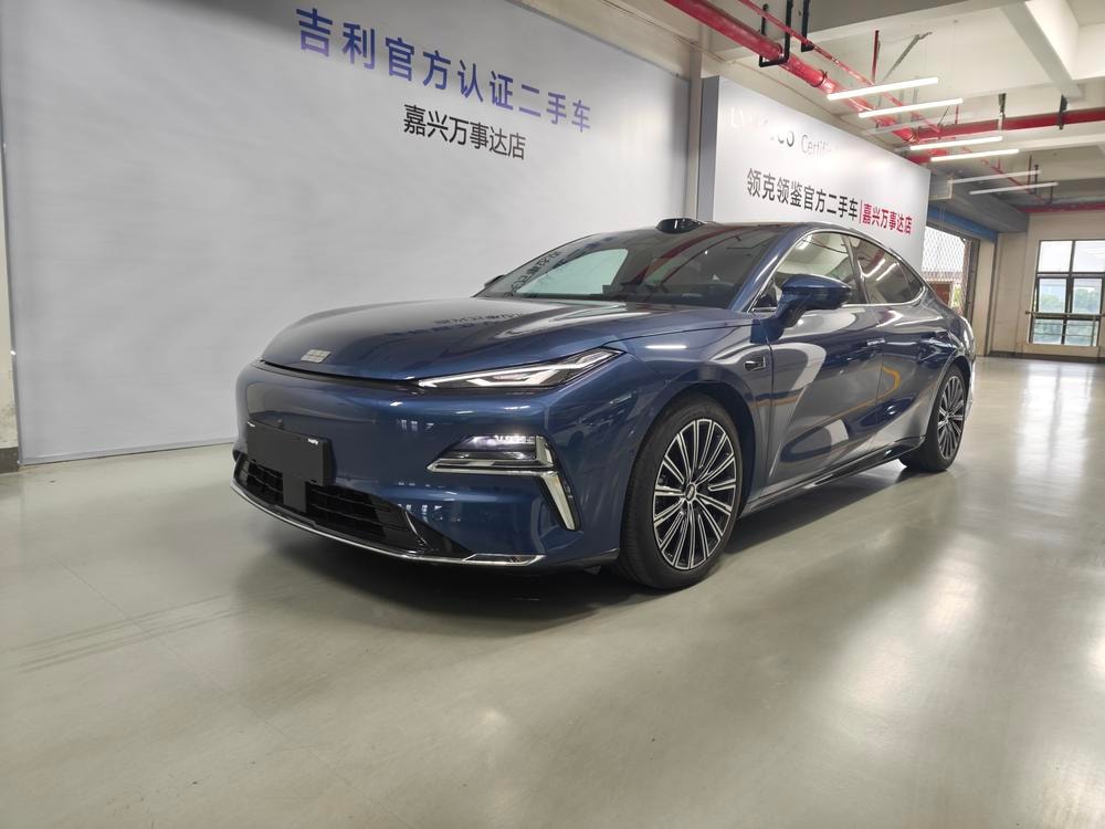 Galaxy Xingyao 8 PHEV 2025 — фото автомобиля 1
