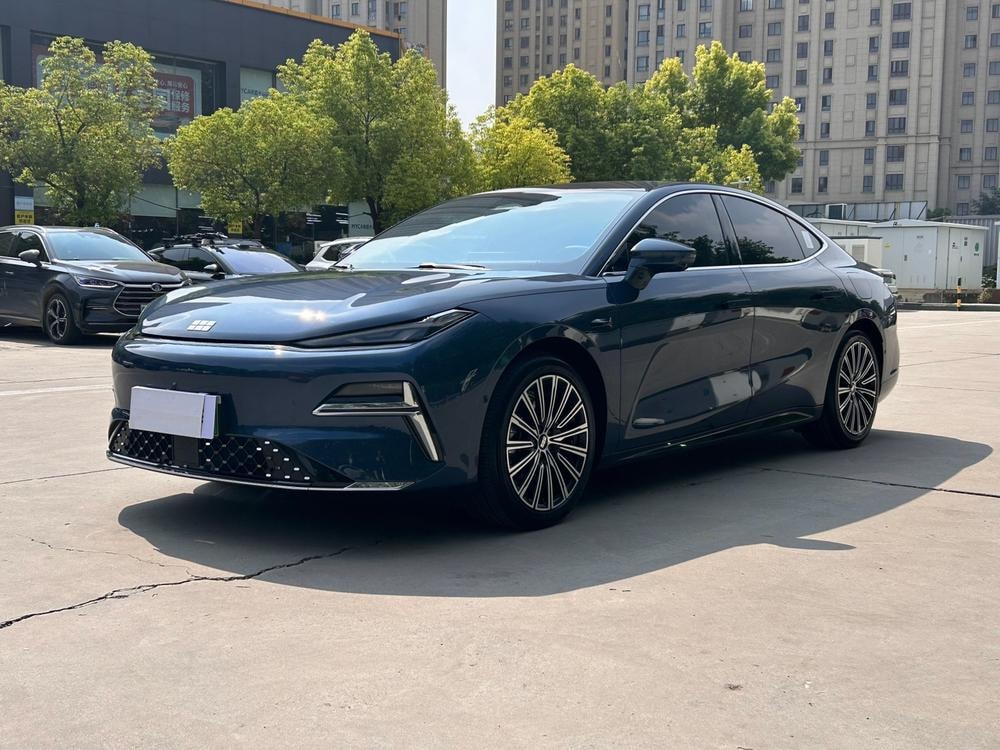 Galaxy Xingyao 8 PHEV 2025 — фото автомобиля