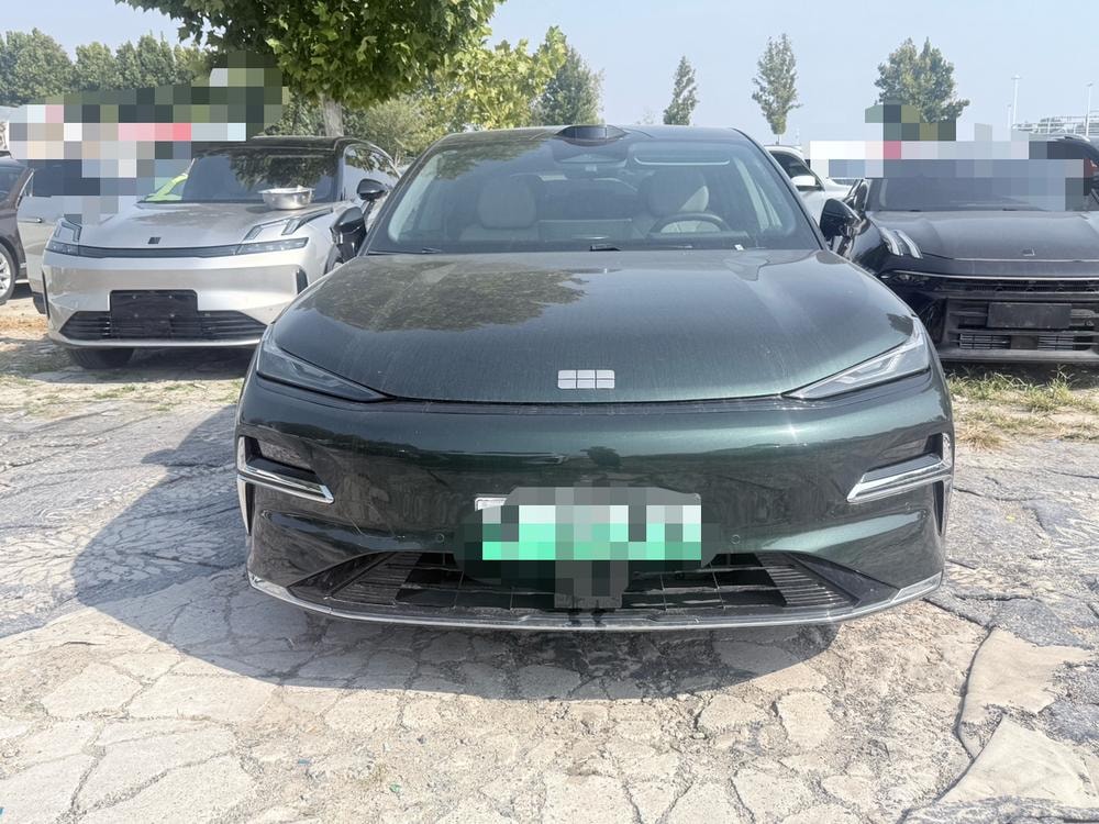 Galaxy Xingyao 8 PHEV 2025 — фото автомобиля