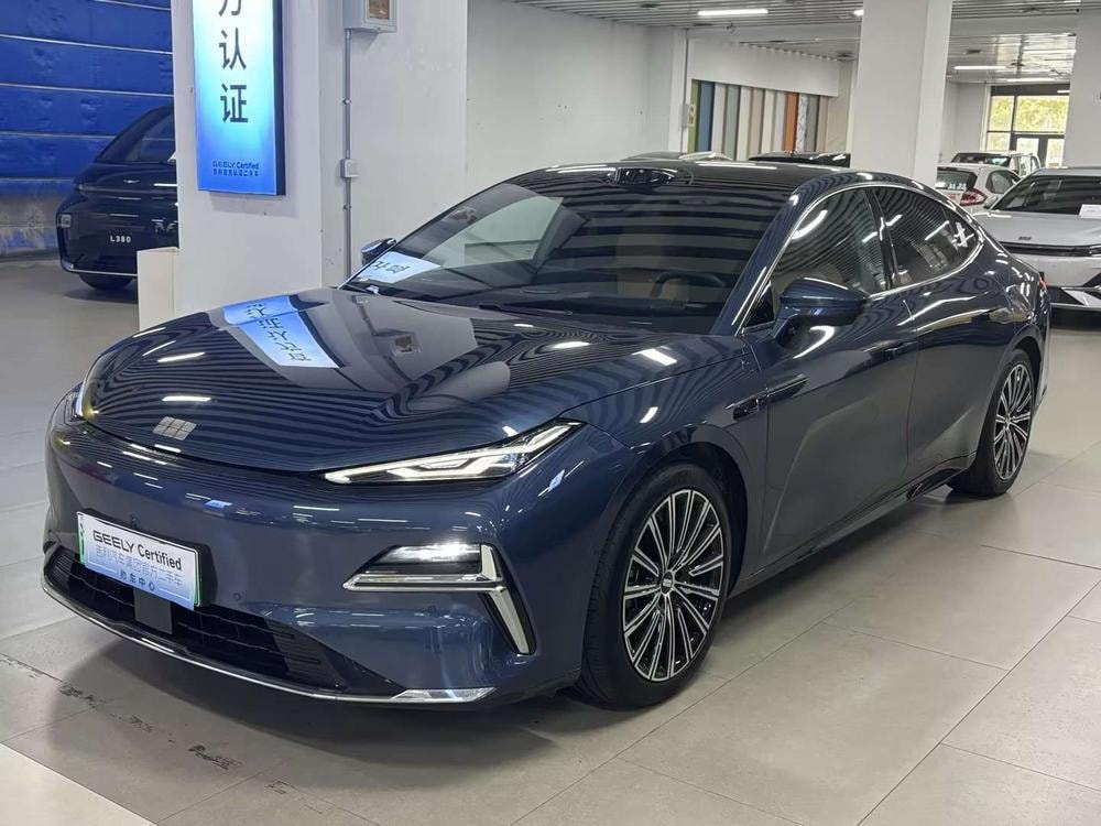 Galaxy Xingyao 8 PHEV 2025 — фото автомобиля
