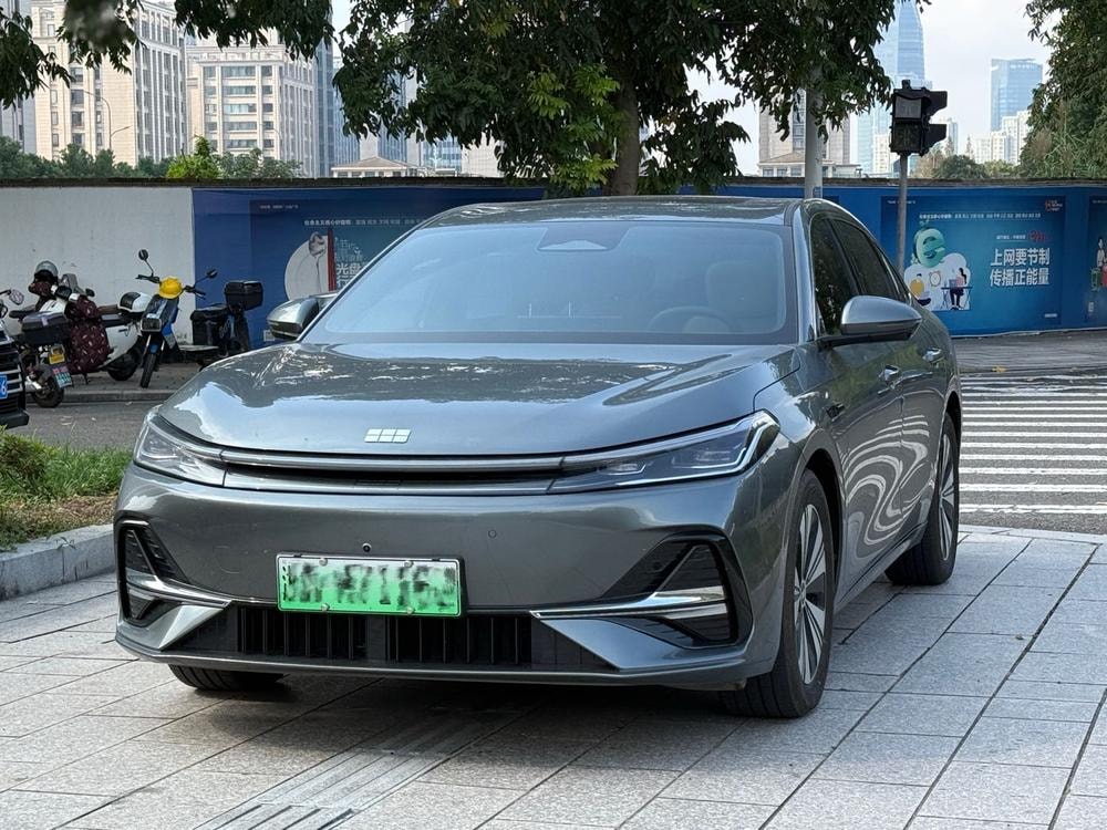 Galaxy 银河A7 EM 2025 — фото автомобиля