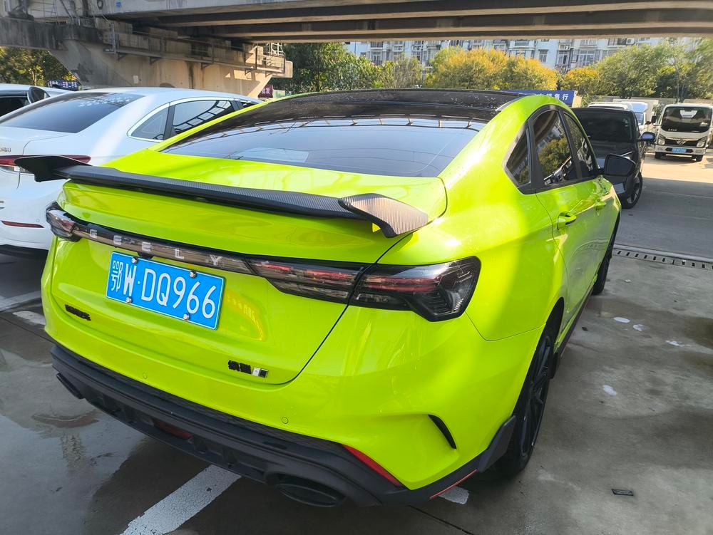 Geely Binrui 2022 — фото автомобиля
