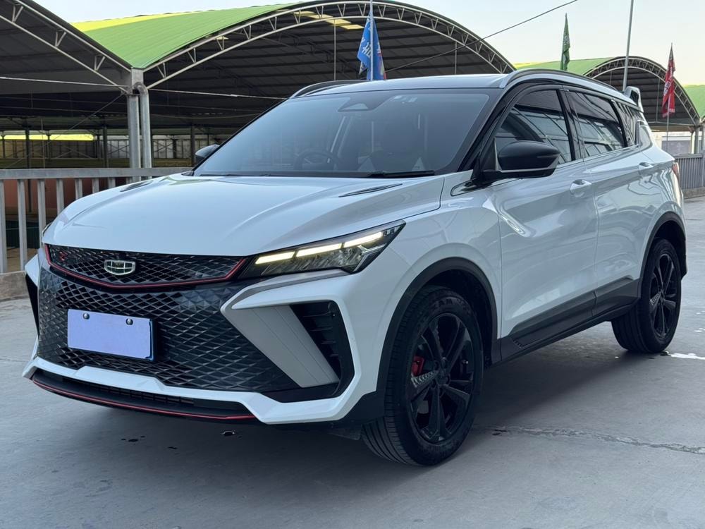 Geely Binyue 2022 — фото автомобиля 1