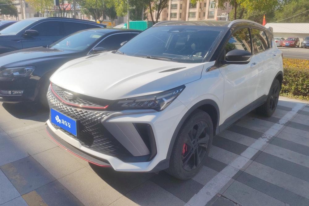 Geely Binyue 2022 — фото автомобиля