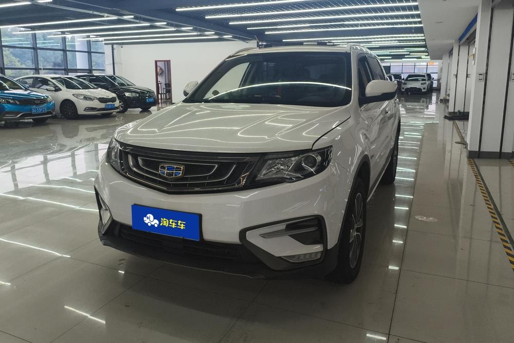 Geely Boyue 2018 — фото автомобиля 1