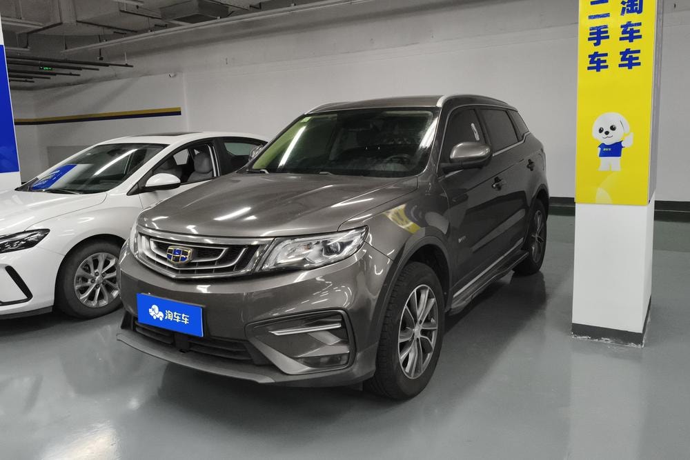 Geely Boyue 2018 — фото автомобиля 1