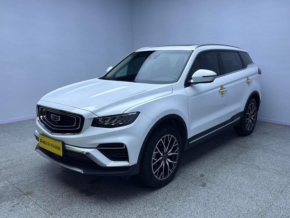 Geely Boyue 2020 — фото автомобиля