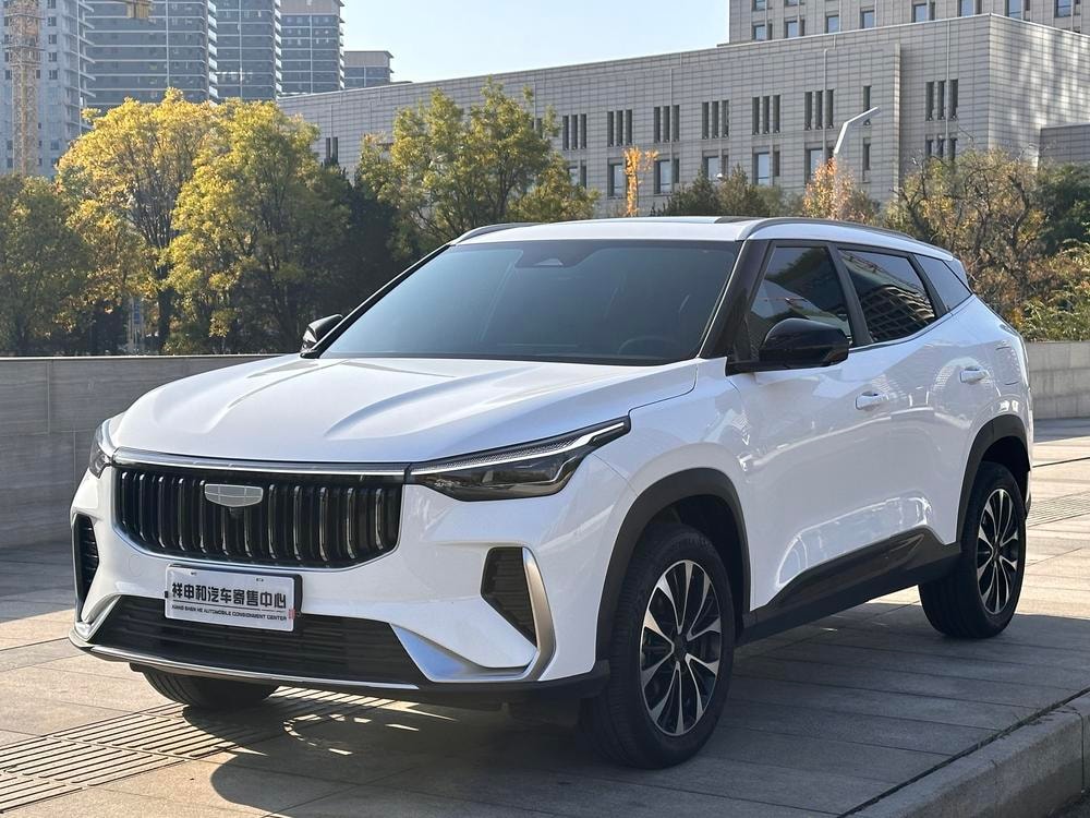 Geely Boyue 2024 — фото автомобиля