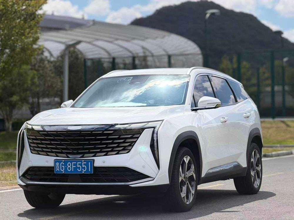 Geely Boyue L 2024 — фото автомобиля