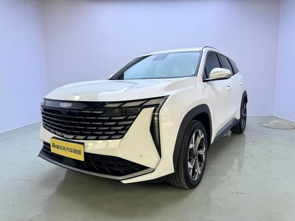 Geely Boyue L 2024 — фото автомобиля 1